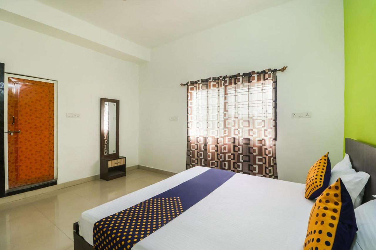 Spot On 65446 Hotel Kingston Raipur  Bagian luar foto